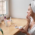 Comment intégrer un soin anti-âge dans une routine skincare minimaliste ?